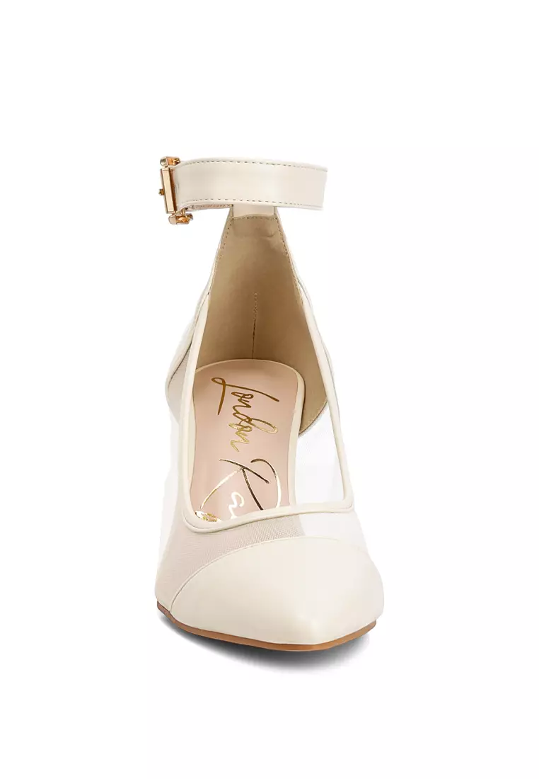 Pompa Tali Pergelangan Kaki Ujung Runcing Krem