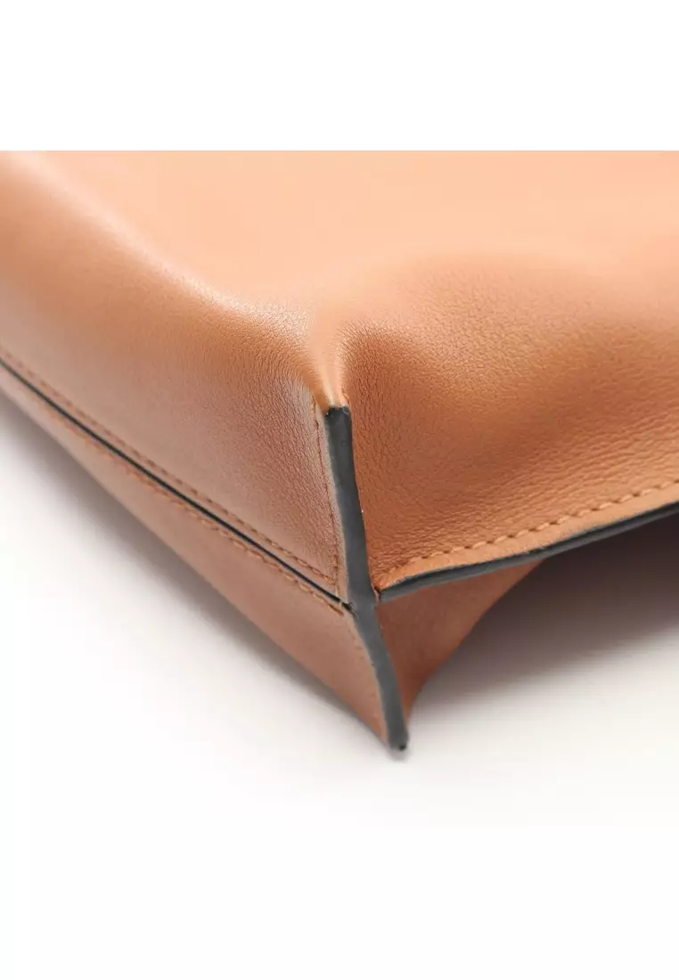 Pre-Loved LOEWE T pouch Anagram Shoulder bag leather light brown