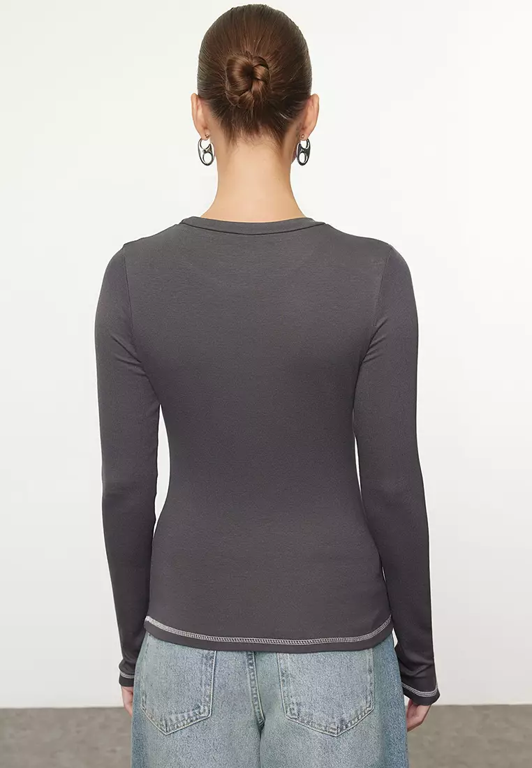 Contrast Stitching Top