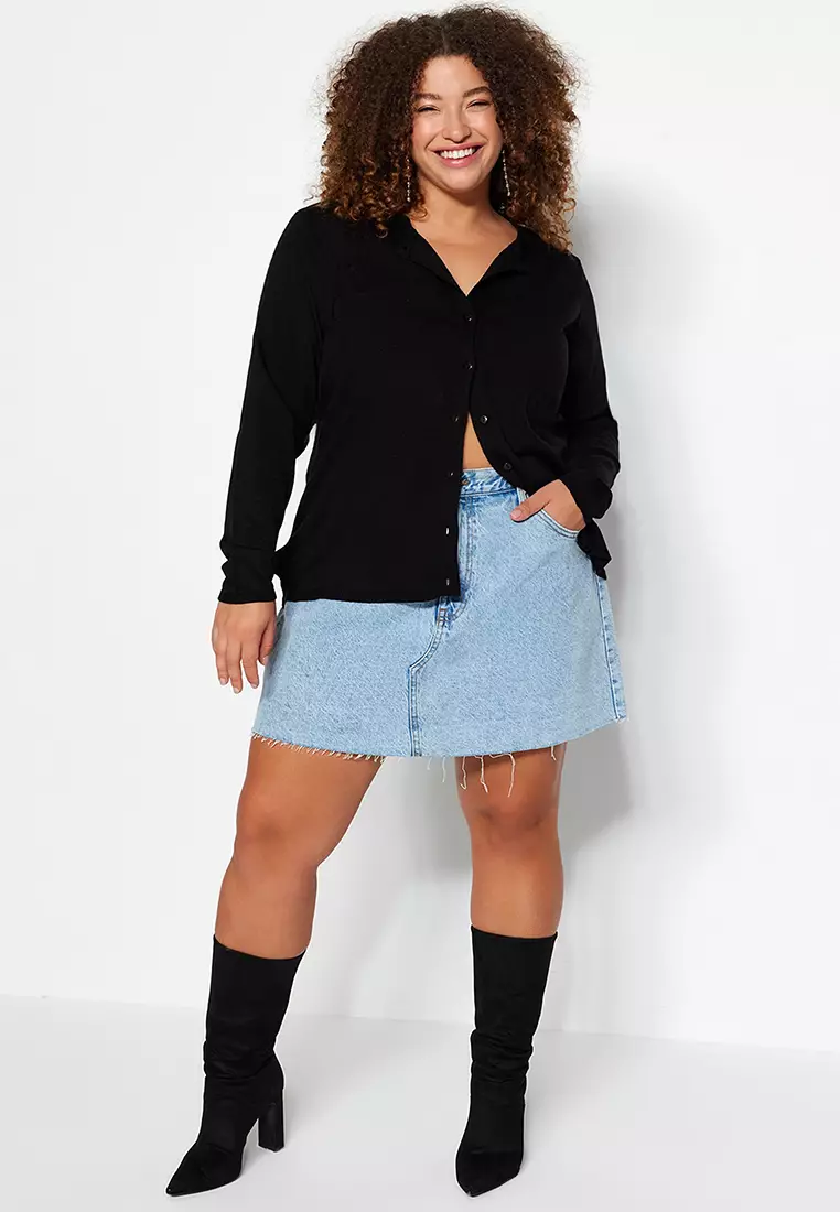 Plus Size Knitted Cardigan