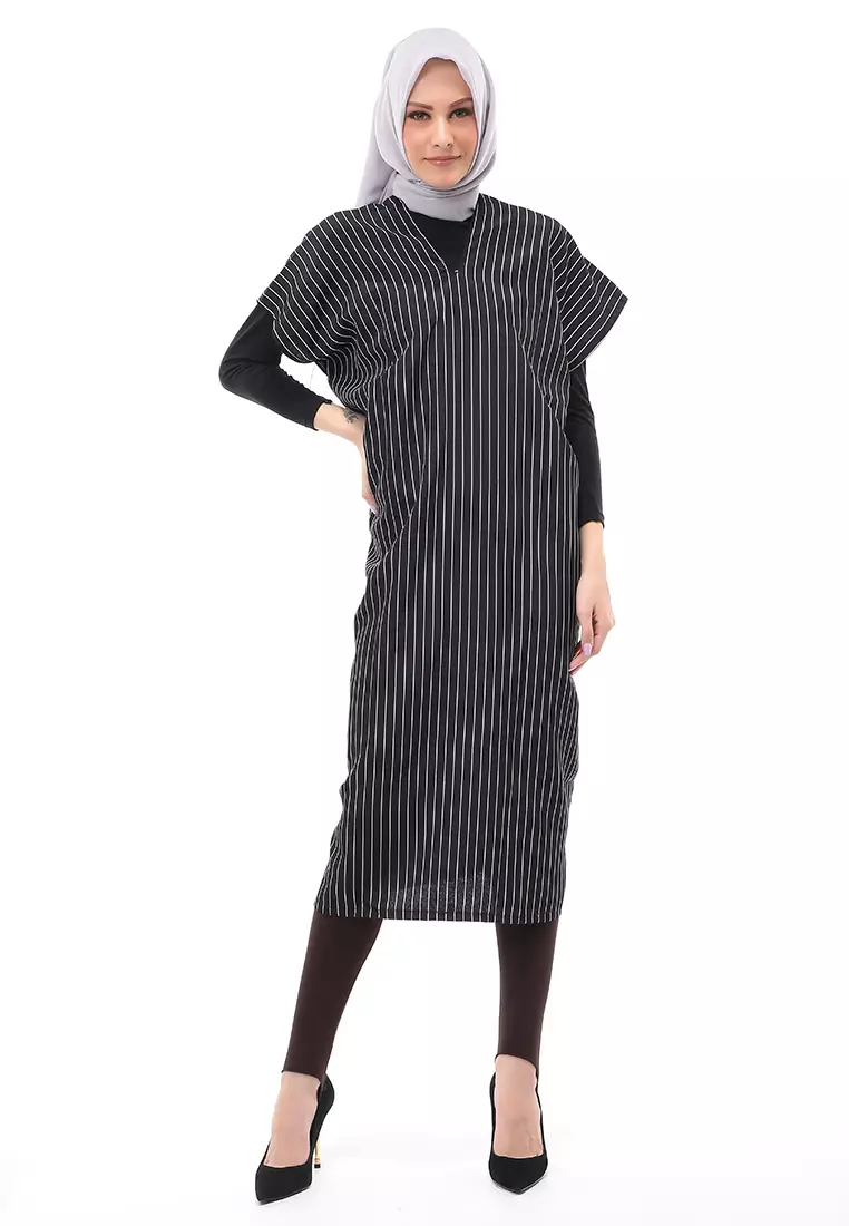 Lolita Long Dress Wanita Kerah V Neck Motif Stripe Free Cuff Regular Fit - Black