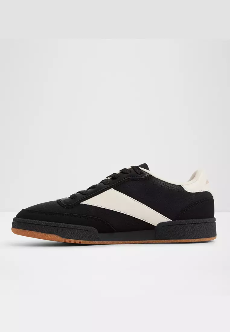 Ashwin Low-Top Sneakers