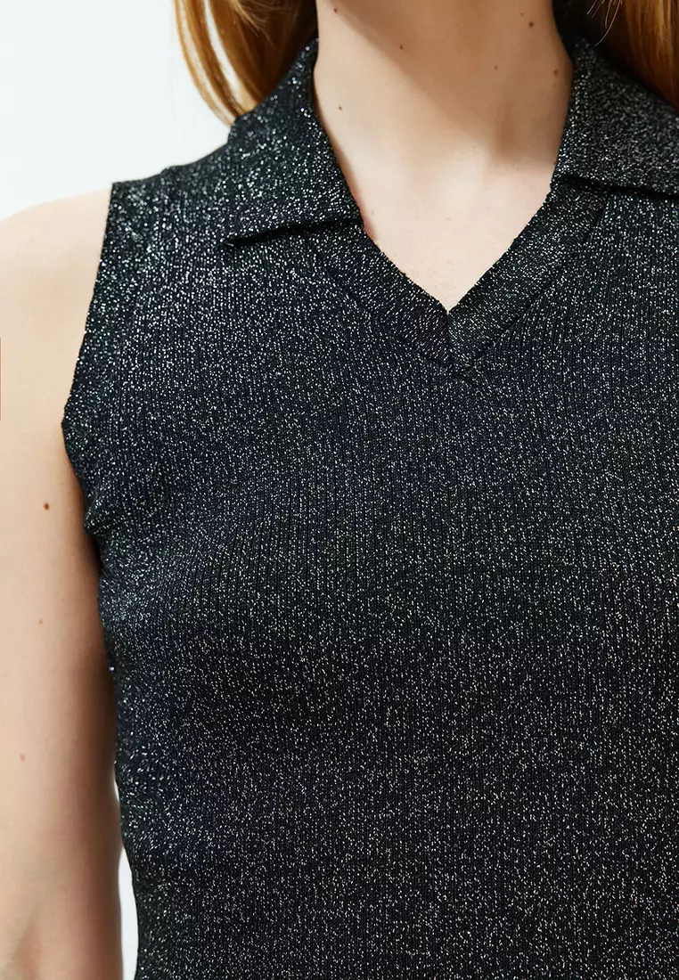 Buy Trendyol Fitted Metallic Thread Crop Top 2025 Online | ZALORA ...