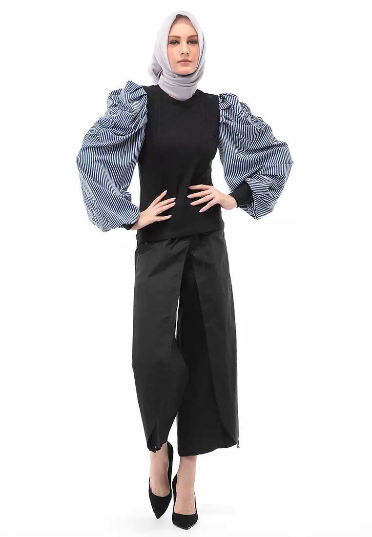 Kartika Blouse Muslimah Atasan Wanita Long Sleeve Motif Strip Regular Fit - Hitam