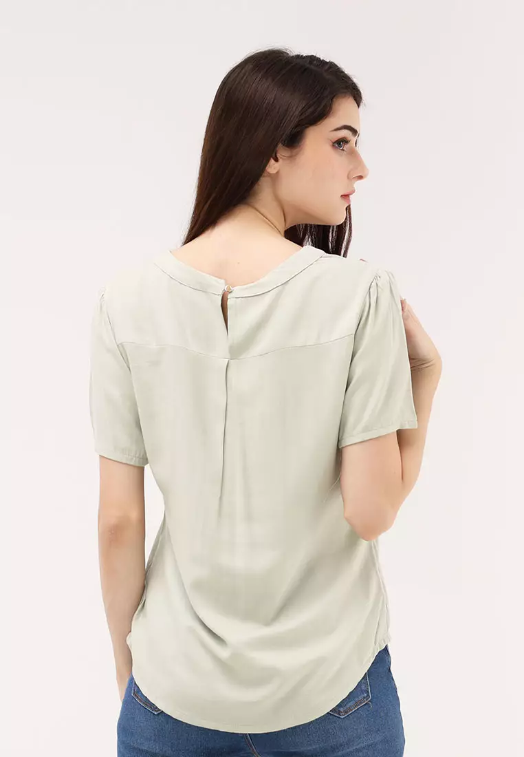 Short Sleeves V-neck Blouse