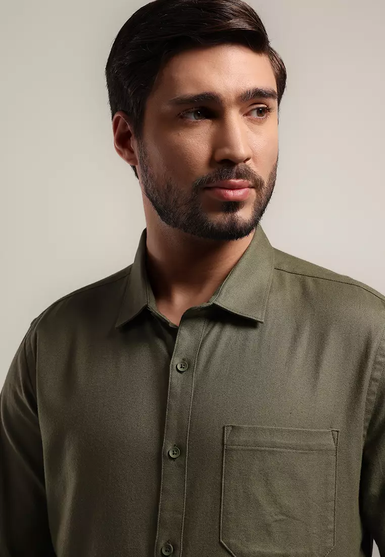MOC - Kemeja Lengan Panjang DUSTIN - Olive Warna Olive