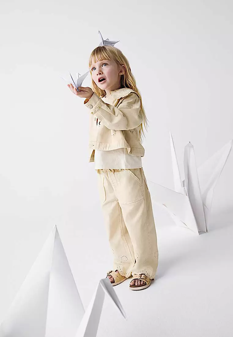 Floral Embroidered Denim Jeans