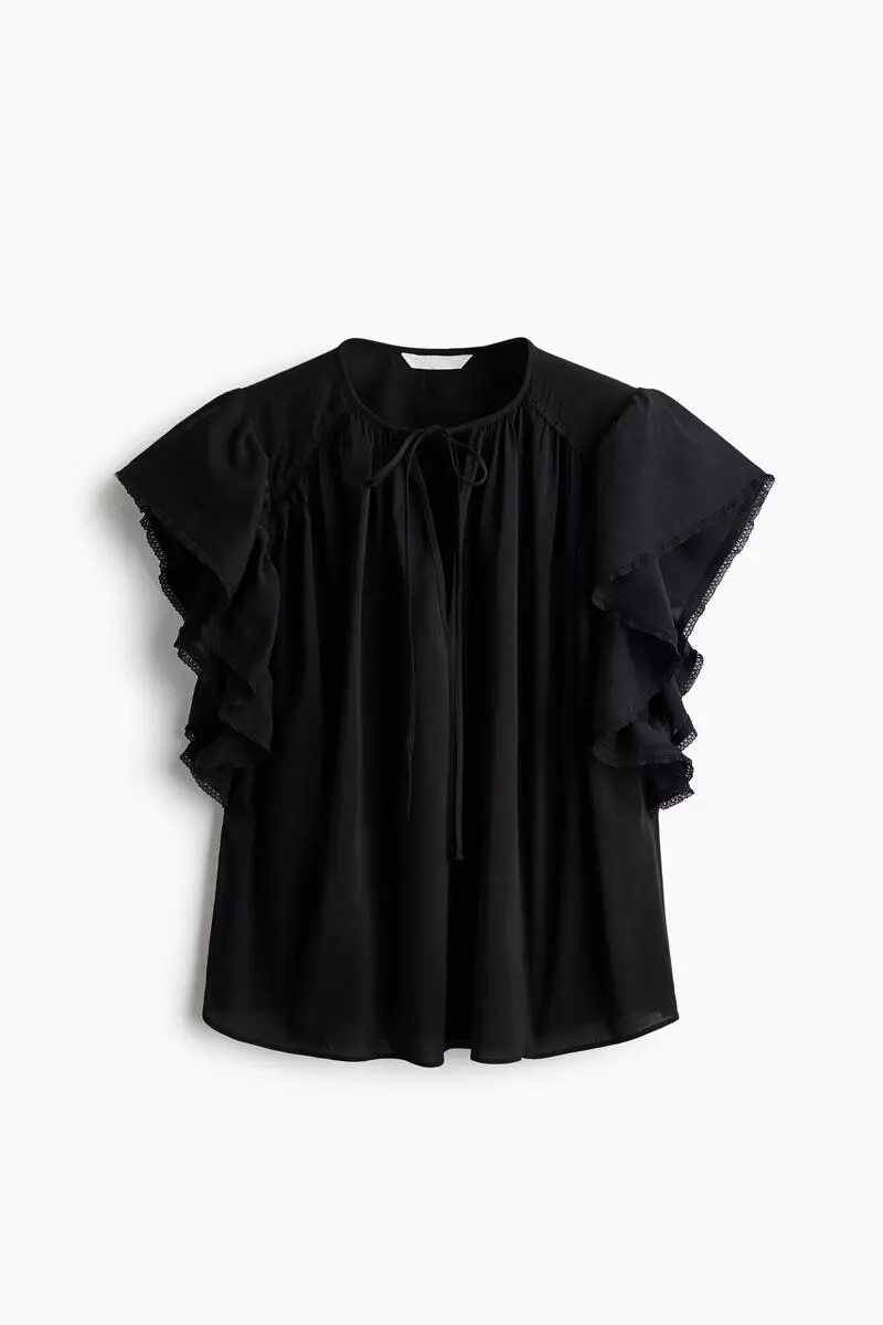 Flutter-sleeved lace-trimmed blouse