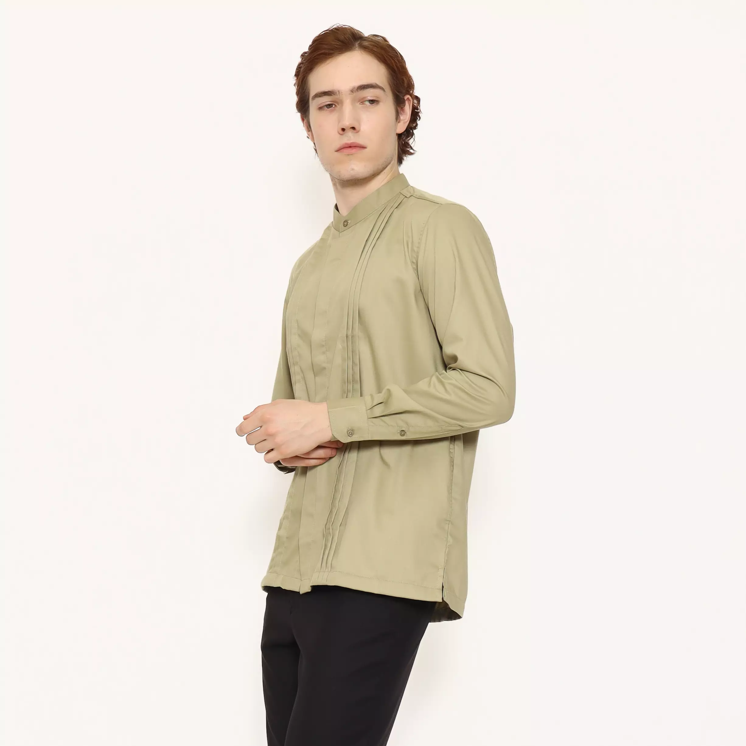 LAWELL BALLEY-L Baju Koko Pria Lengan Panjang Regular Fit Tekstur Halus Warna Sage Green