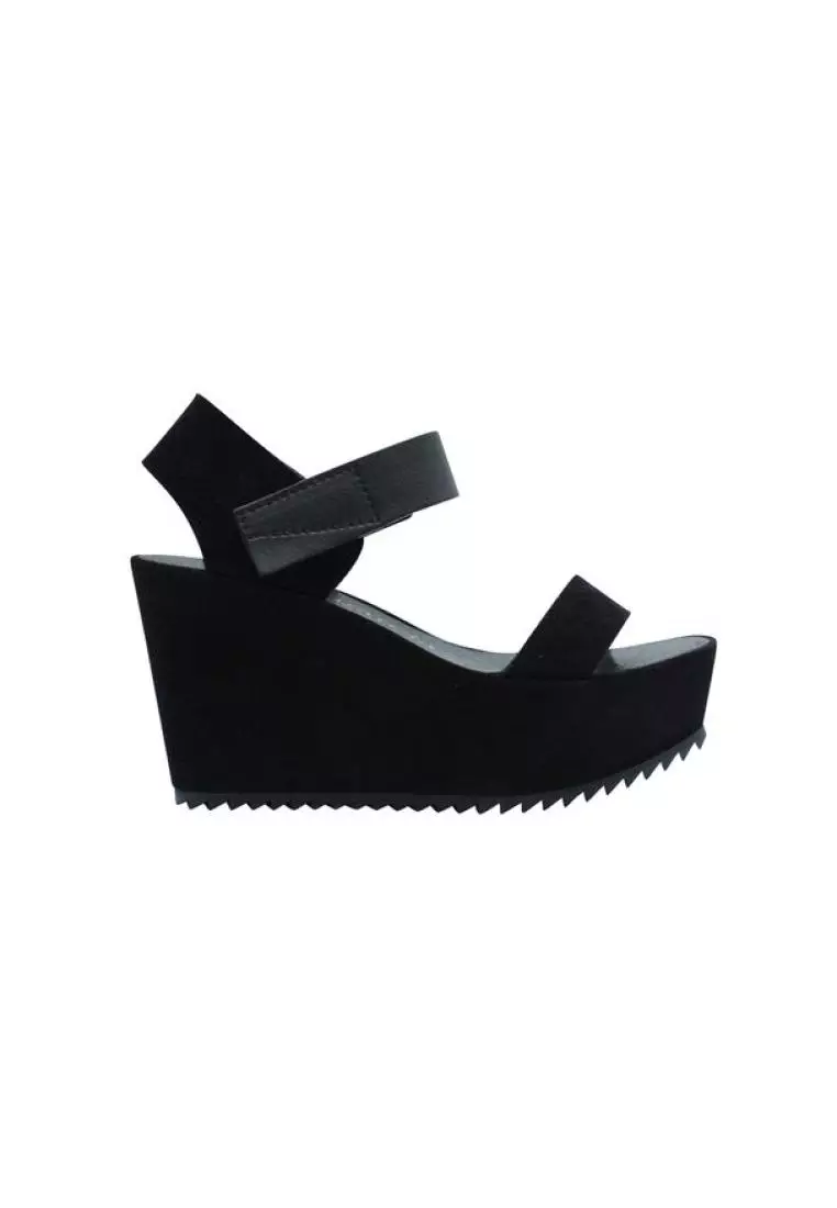 Pre Loved CONTEMPORARY DESIGNER Black Wedges