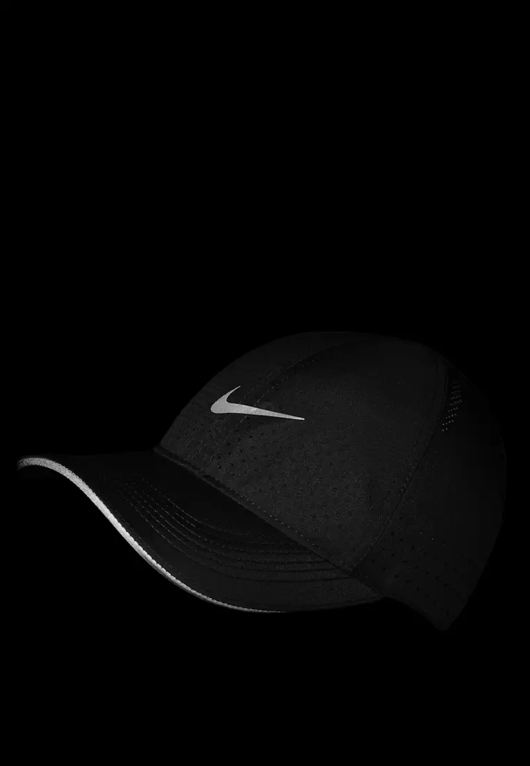 Nike Dri-FIT Club Unstructured Featherlight Cap. Nike ID