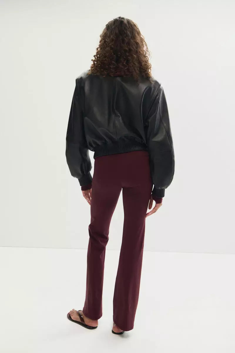 SculptMove™ Flared sports leggings