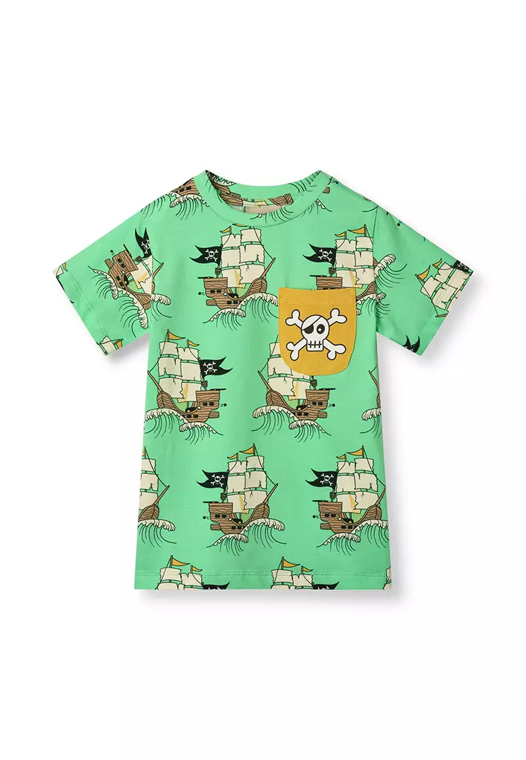 T-shirt with pirate ships