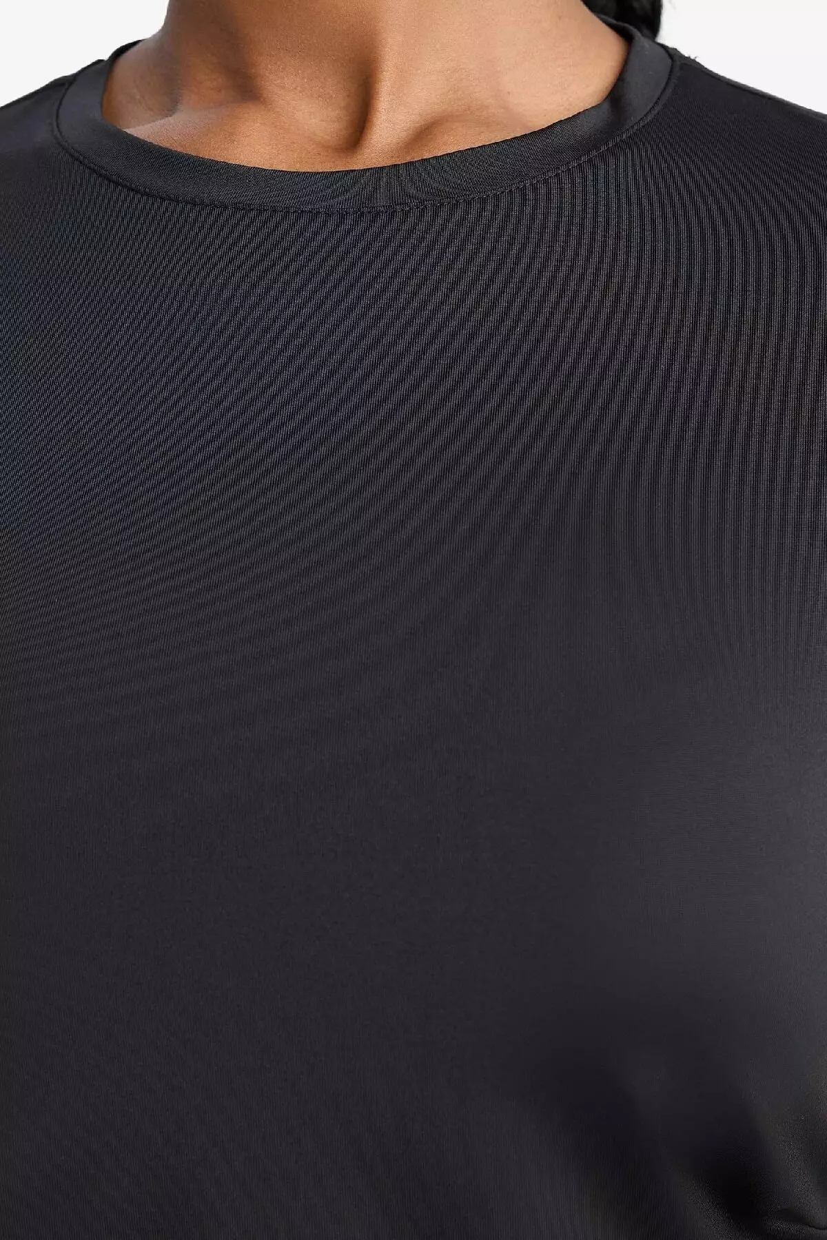 Fit Standard Fit Crew Neck Sportsman Basic Plain Short Sleeve Black T-Shirt D2296Ax25Sp