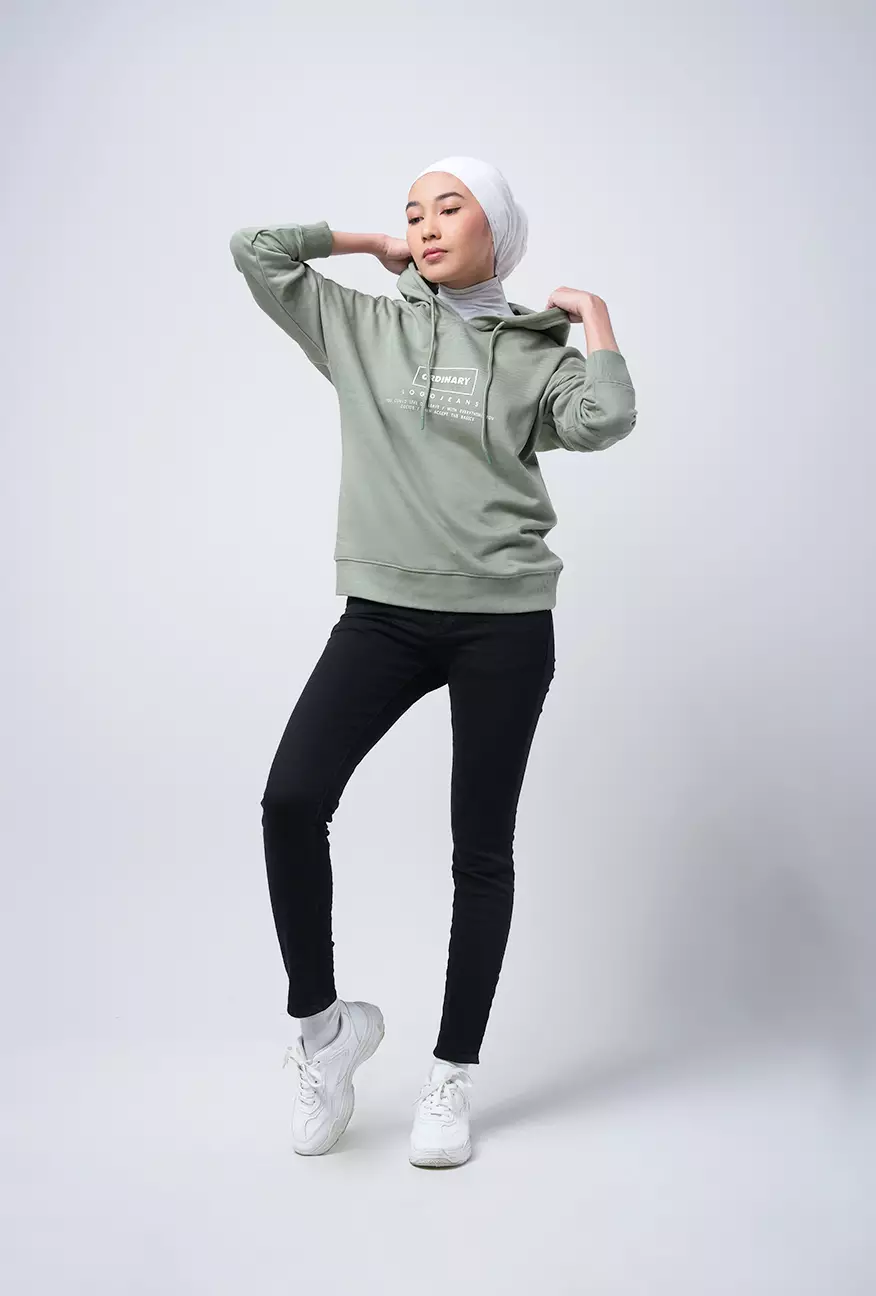 Sweater Wanita Danielle Green