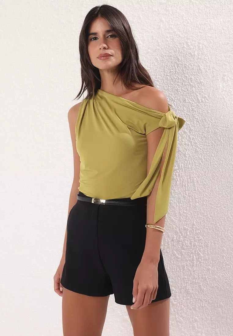 Oil Green Asymmetric Collar Tie Detail Stretchy Knitted Blouse TWOSS25BZ00400