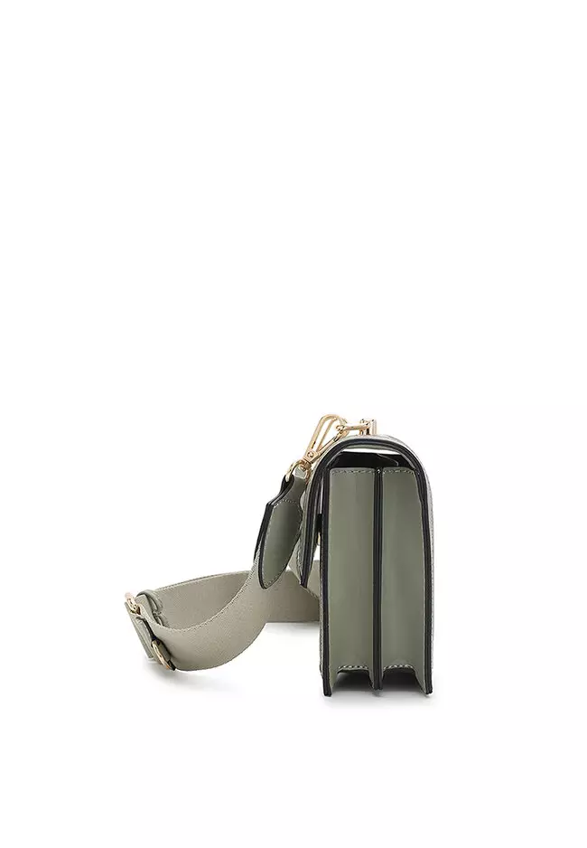 Flap Shoulder Bag / Sling Bag / Crossbody Bag - Green