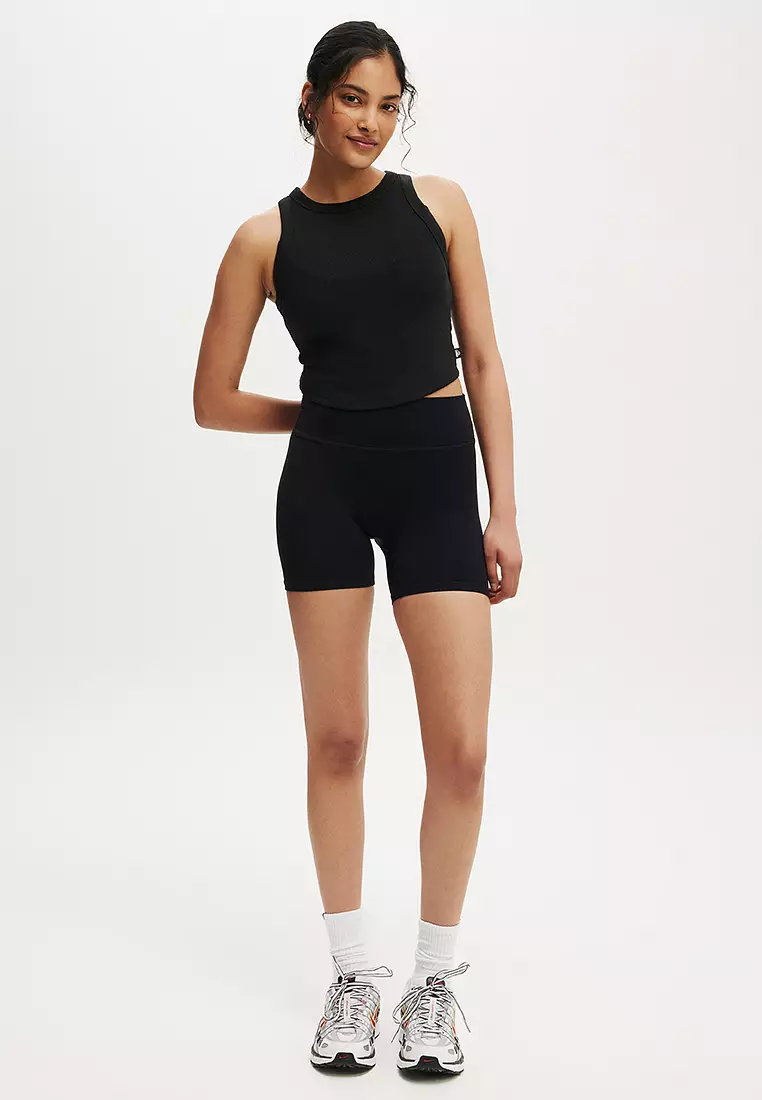 Active Rib Curved Hem Tank Top