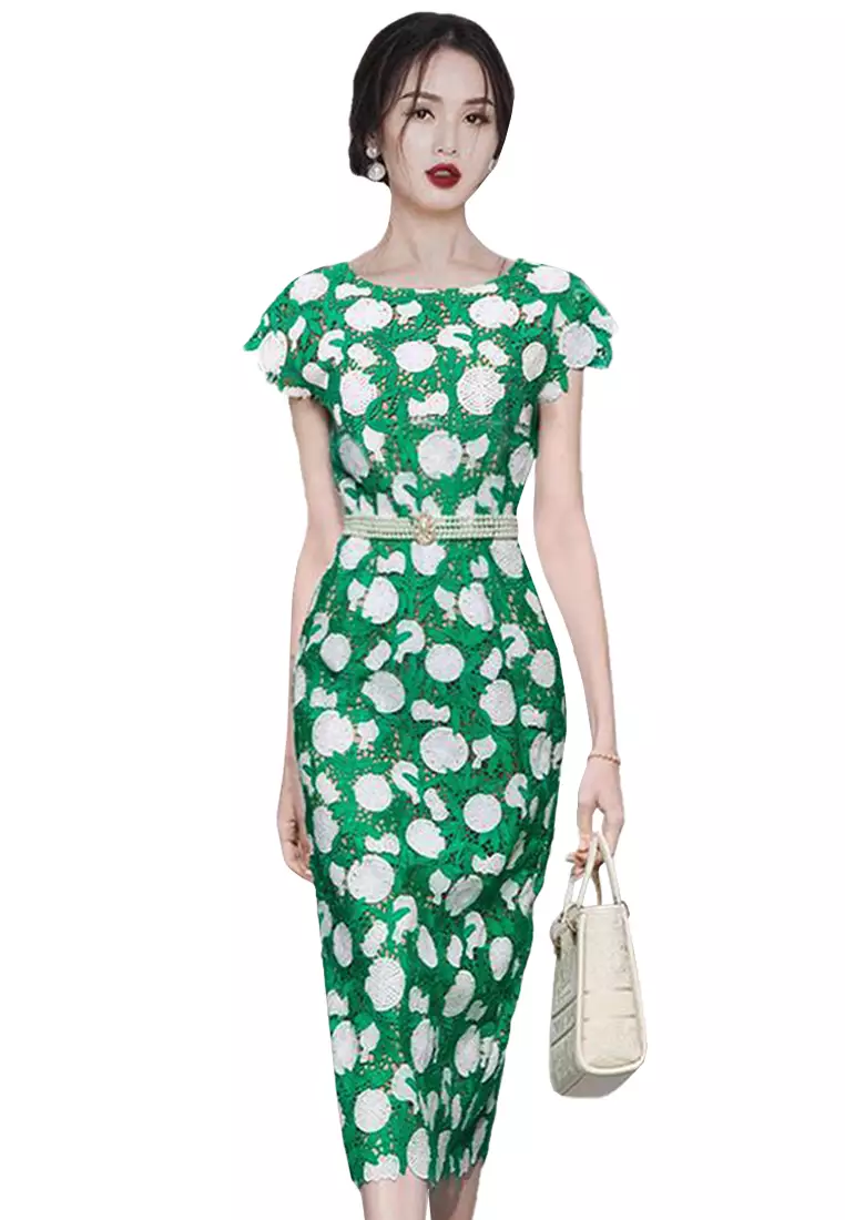 Elegant hot sale embroidered dress