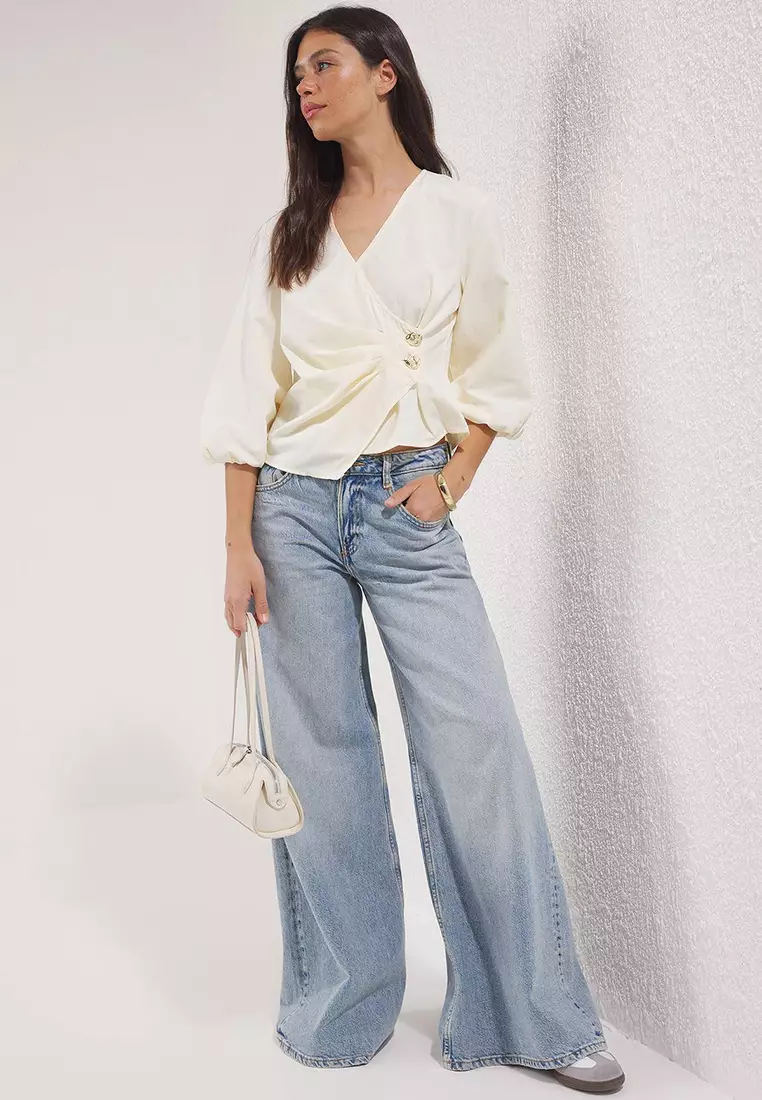 Light Yellow Double Breasted Woven Blouse TWOSS25BZ00170