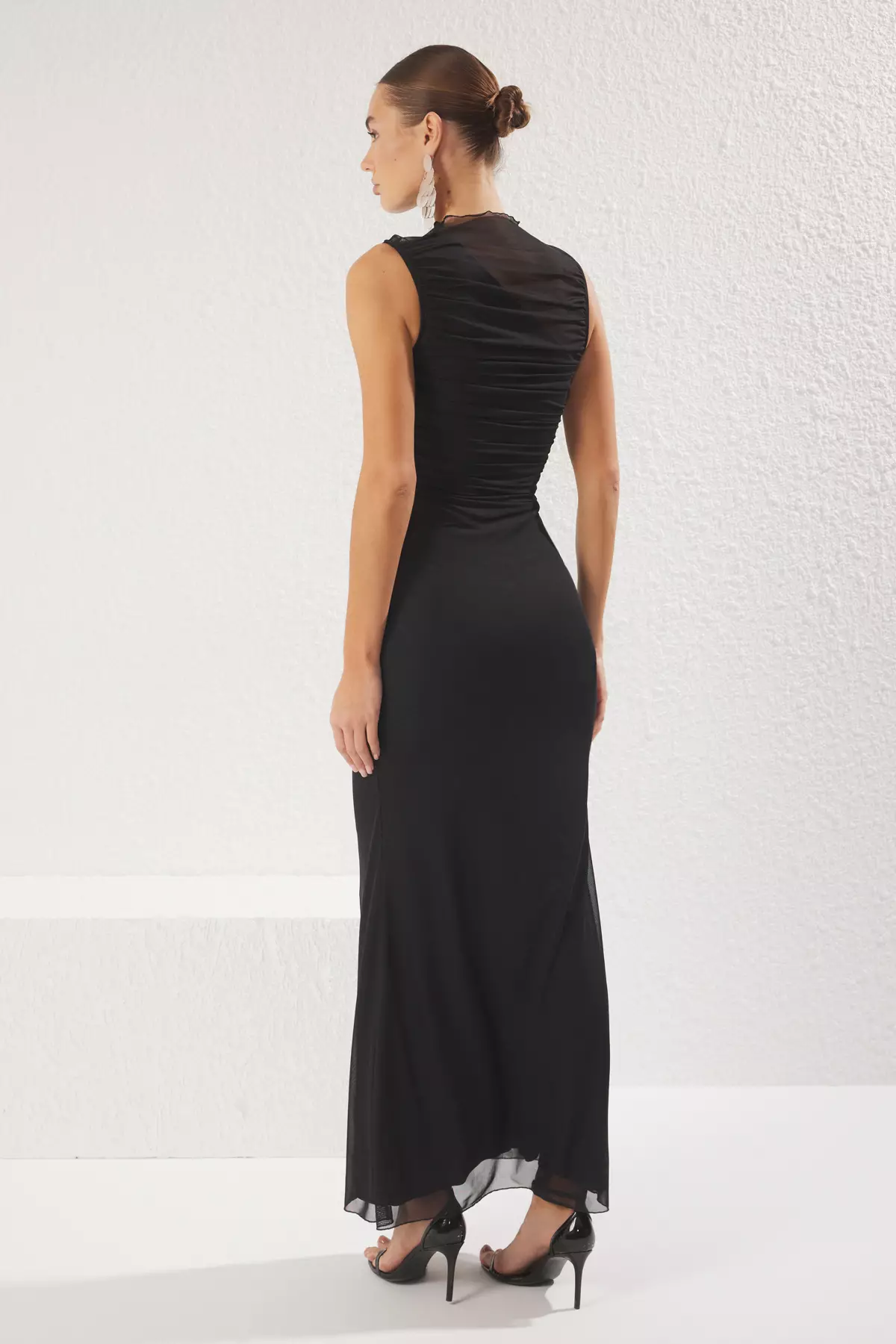 Sleeveless Ruched Evening Maxi Dress