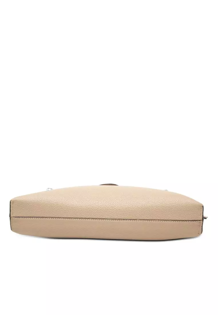 Pre-Loved Loewe Small Grained Calfskin Missy Satchel