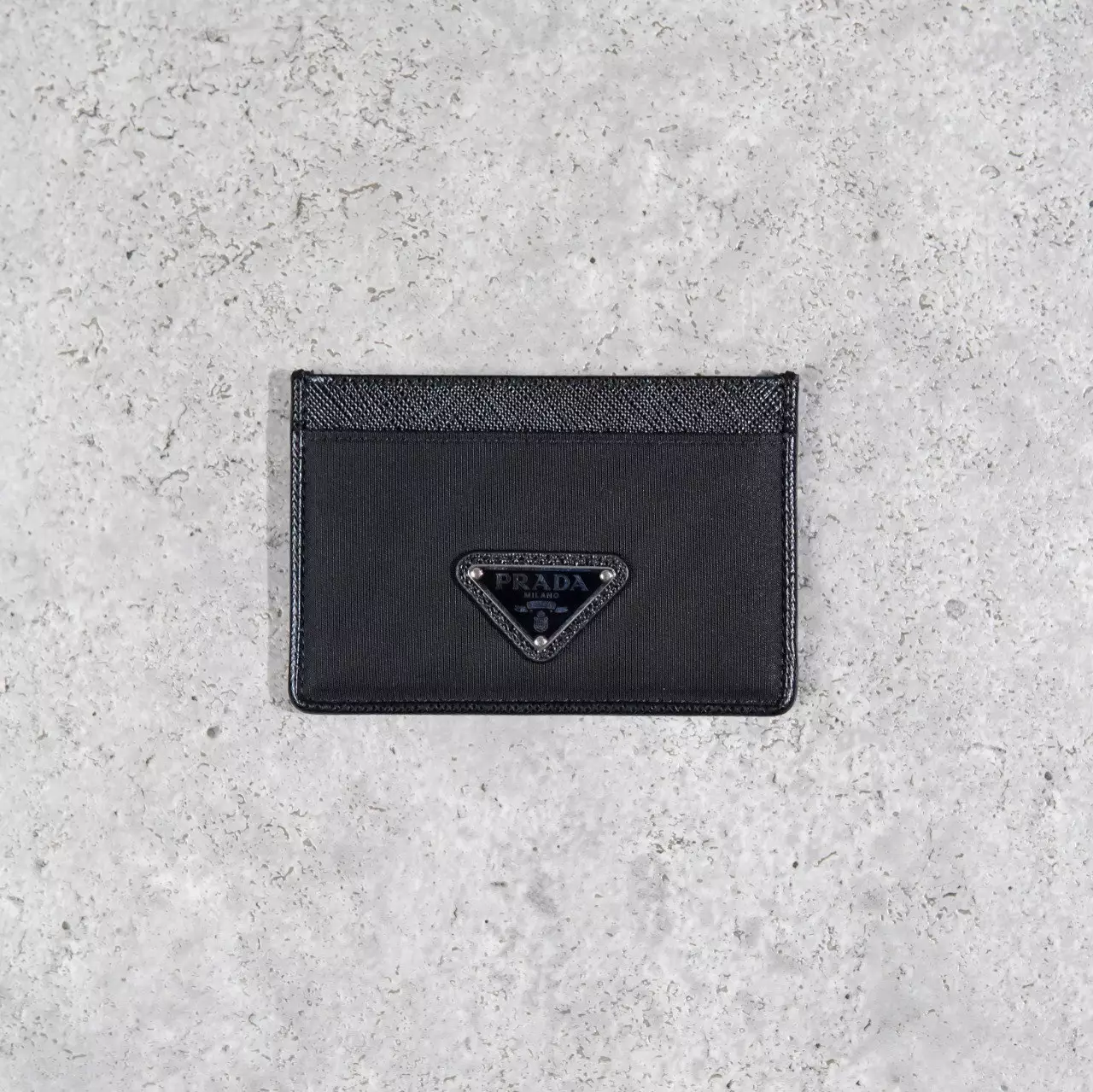 Dompet PRADA SAFFIANO TRIANGLE SHW BLACK NYLON CARD HOLDER 100% ORIGINAL