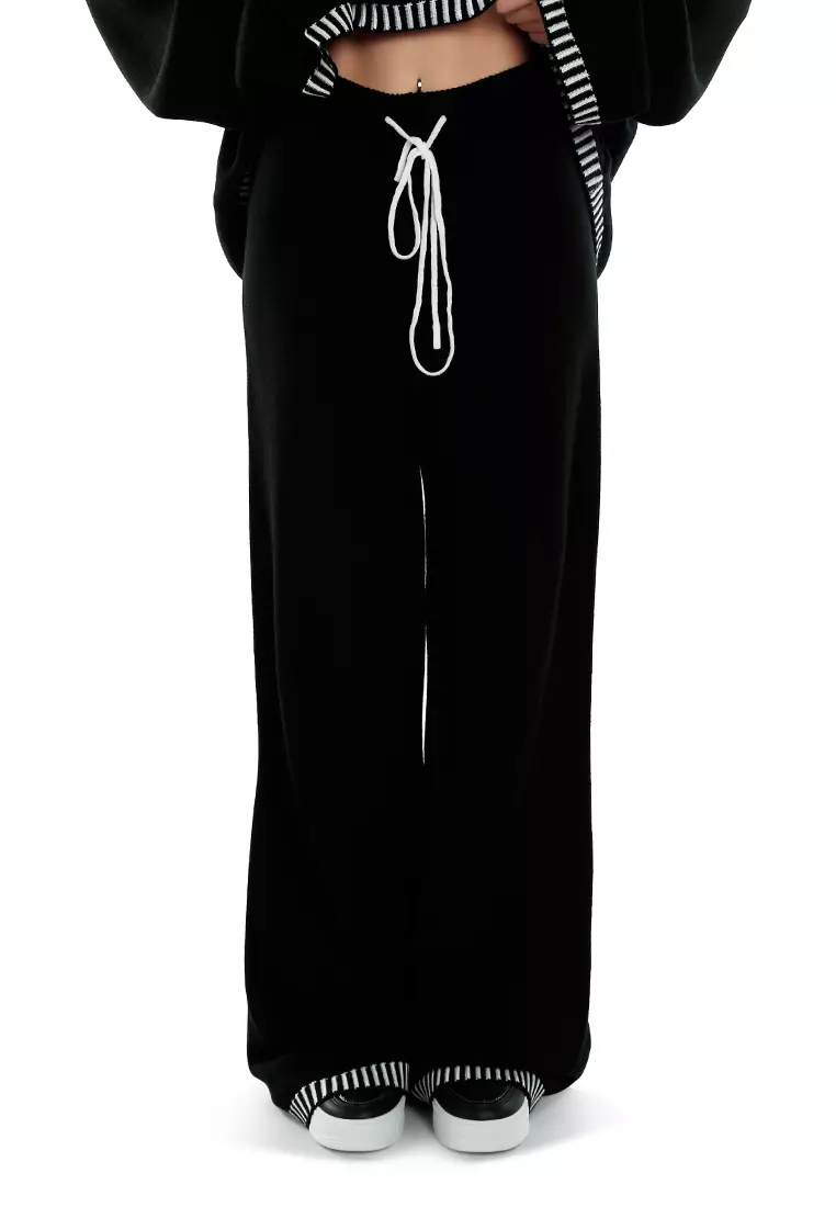 Contrast Stitch Detail Knit Sweater Trouser in Monochrome