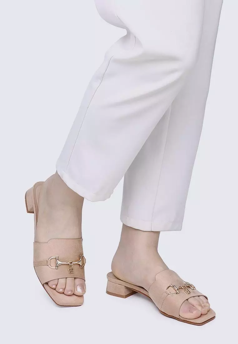 Ebony Comfy Sandals