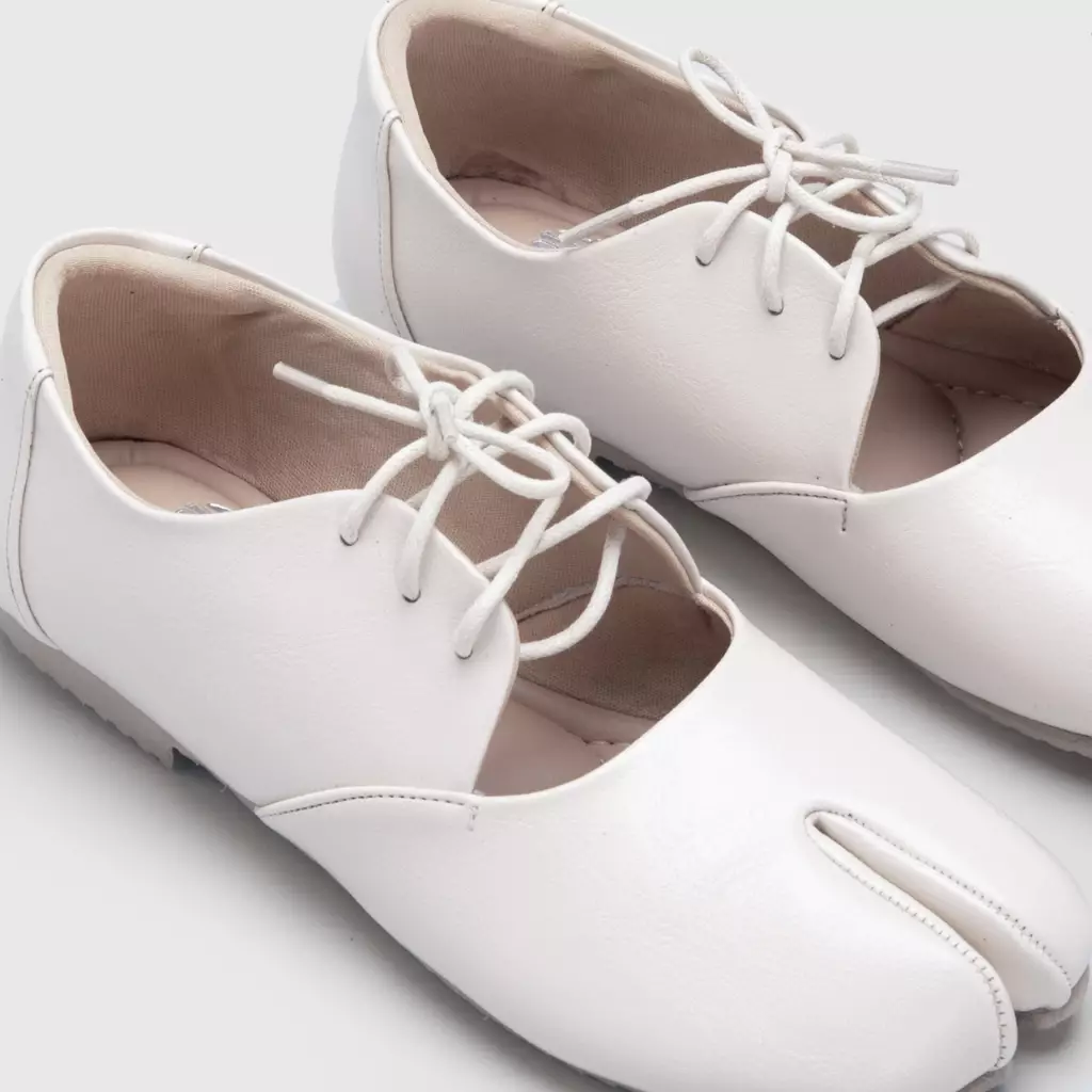 Adorable Projects -  Moneera Flat Shoes Cream - Sepatu Wanita