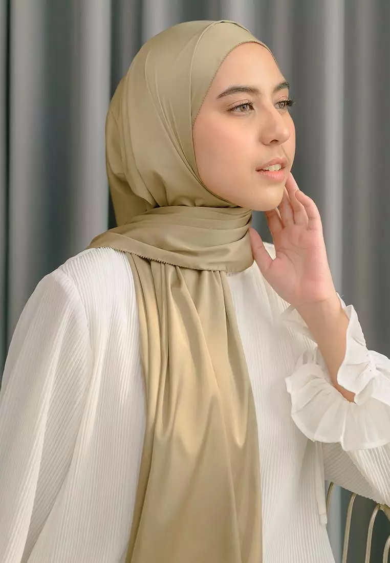 Medina Eyelash Shawl Avocado