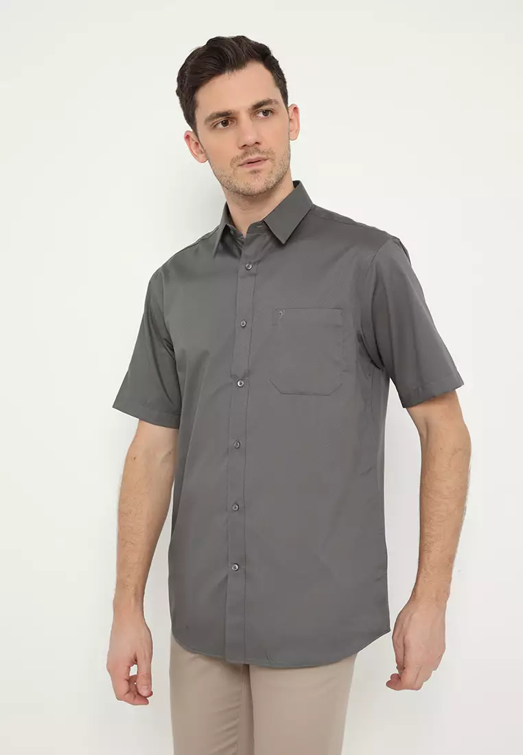 Jobb Geremy Kemeja Pria Lengan Pendek Regular Fit Abu-Abu 3