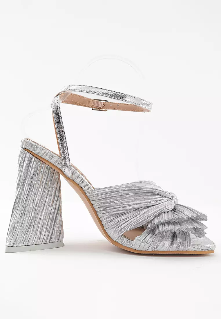 Discount on Twenty Eight Shoes  shoes - SKU: 10.5CM Bowknot Strap High Heel Sandals WTY3399-5