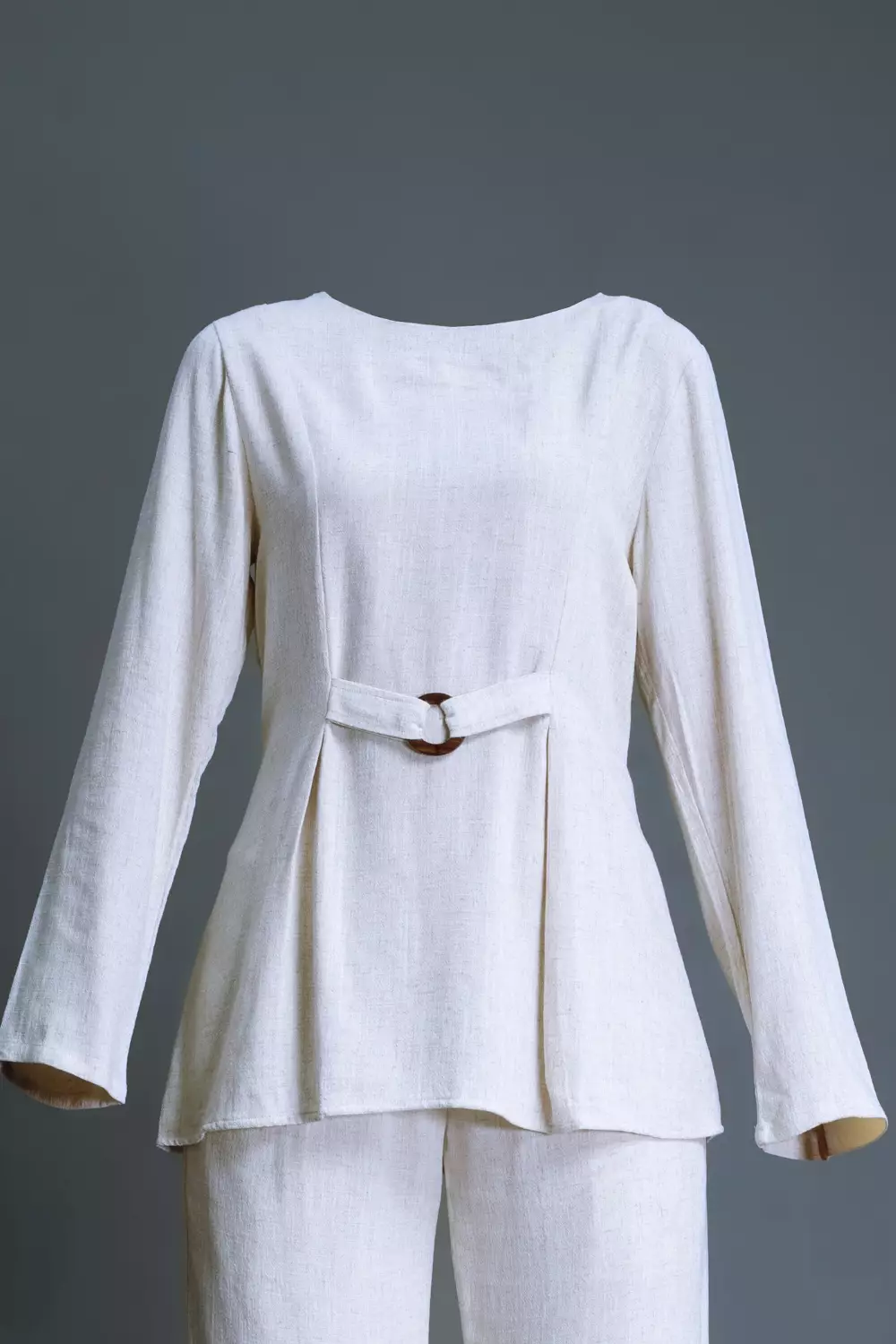 Essentials Lounge Wear Lenin Top Natural (Only Shirt)