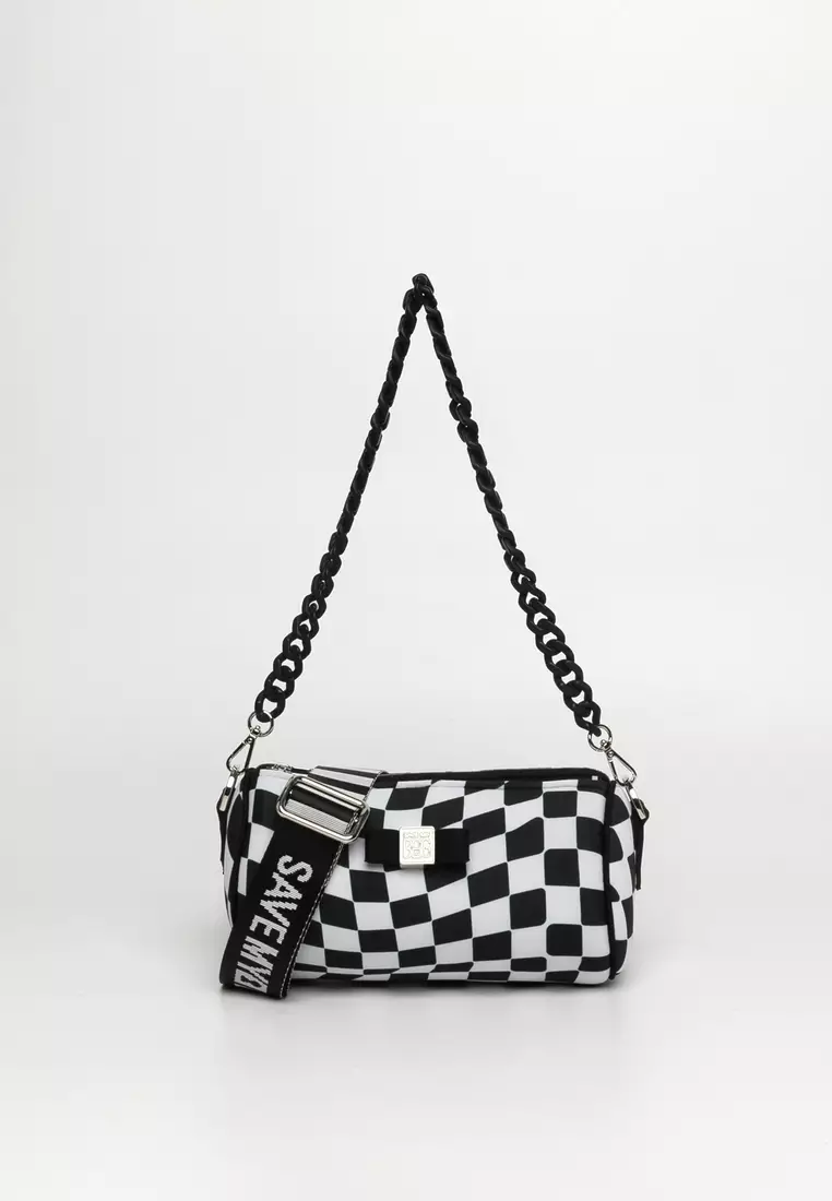 Chain detail clearance crossbody bag