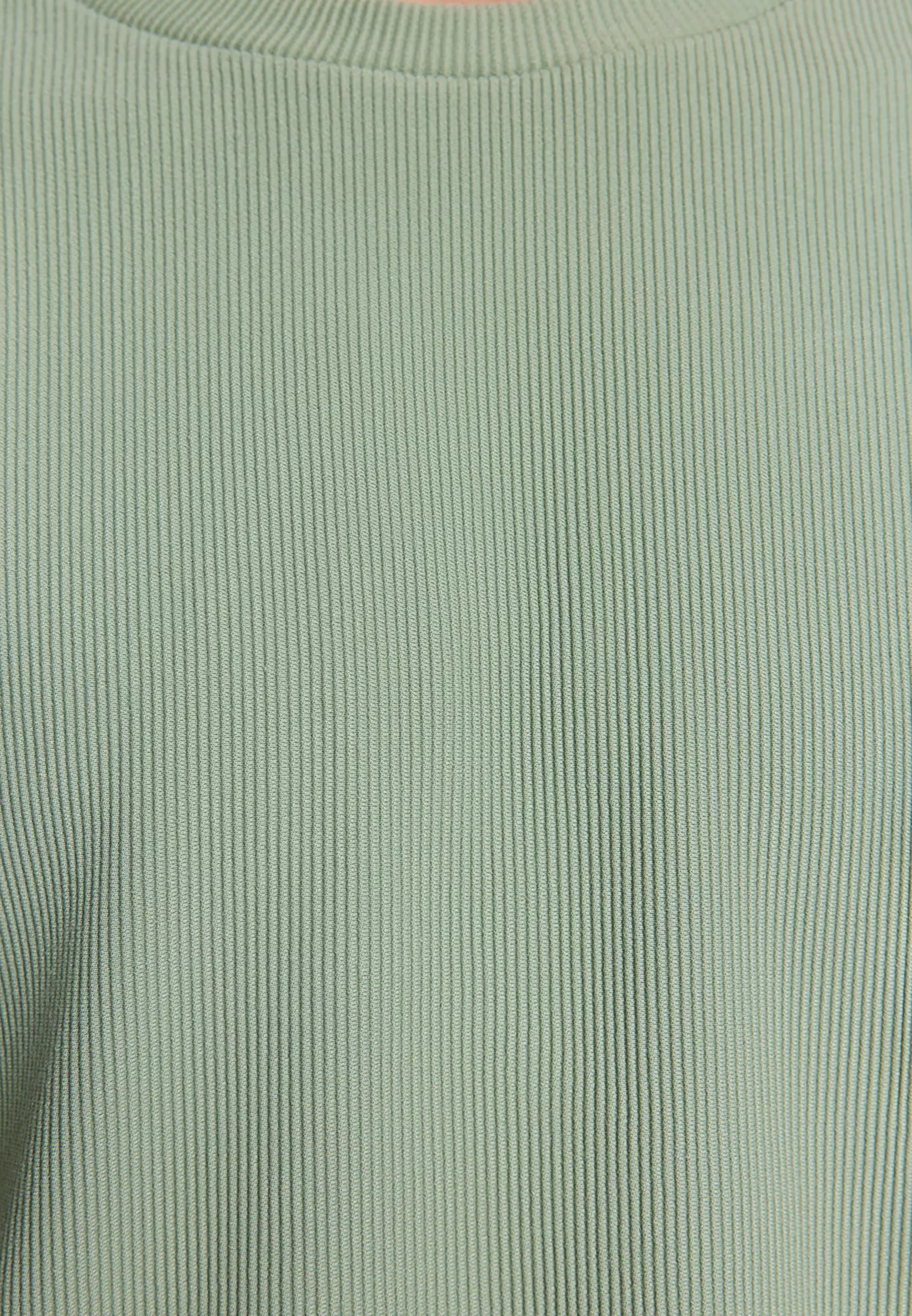 Crew Neck Textured T-Shirt