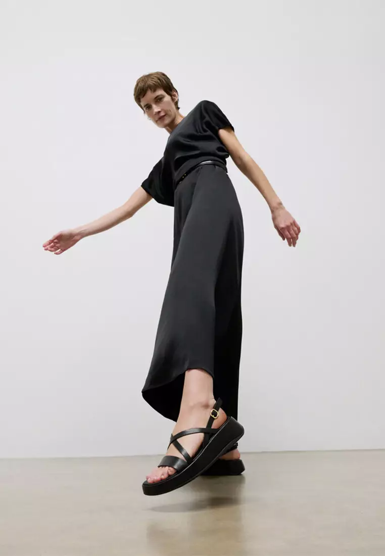 F-mode Leather Flatform Strappy Back-strap Sandals