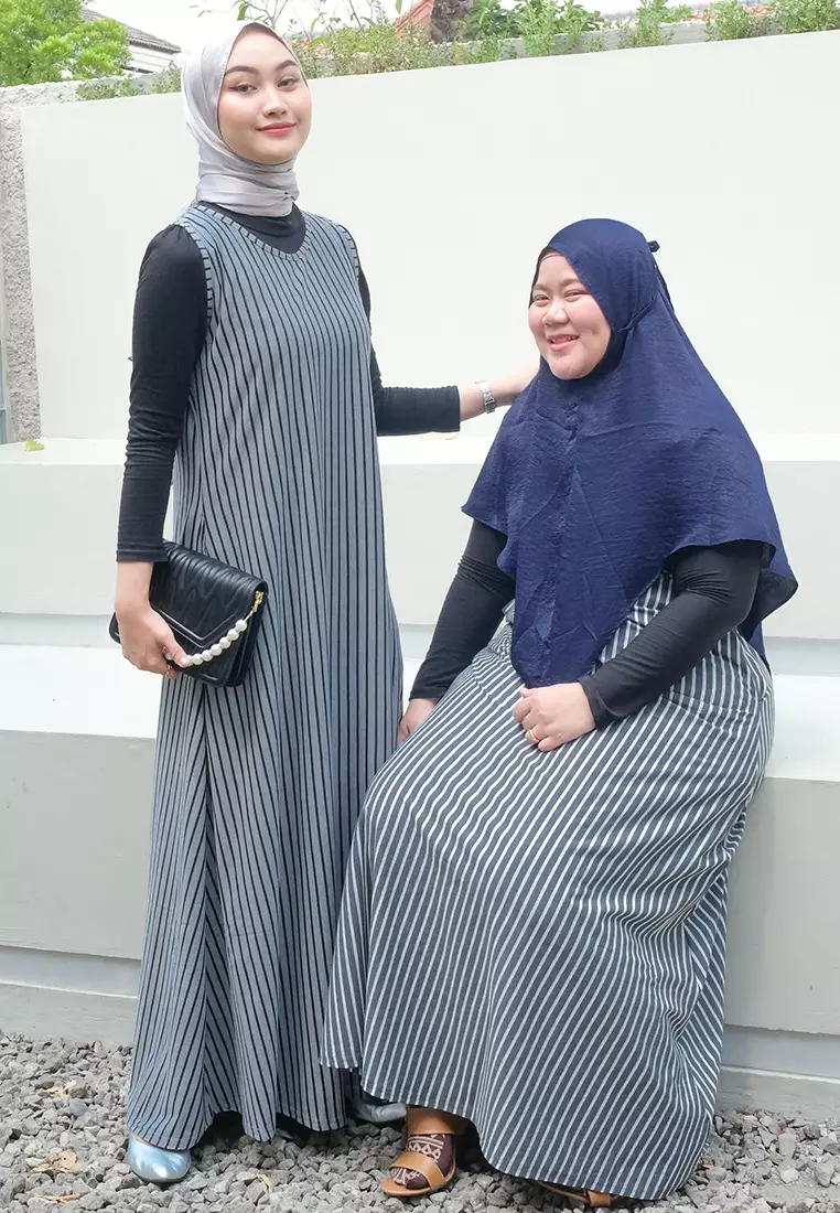 JV Hasanah Sheilla Sleeveless Big Stripes Dress Grey | Gamis Kensy Inner Salur