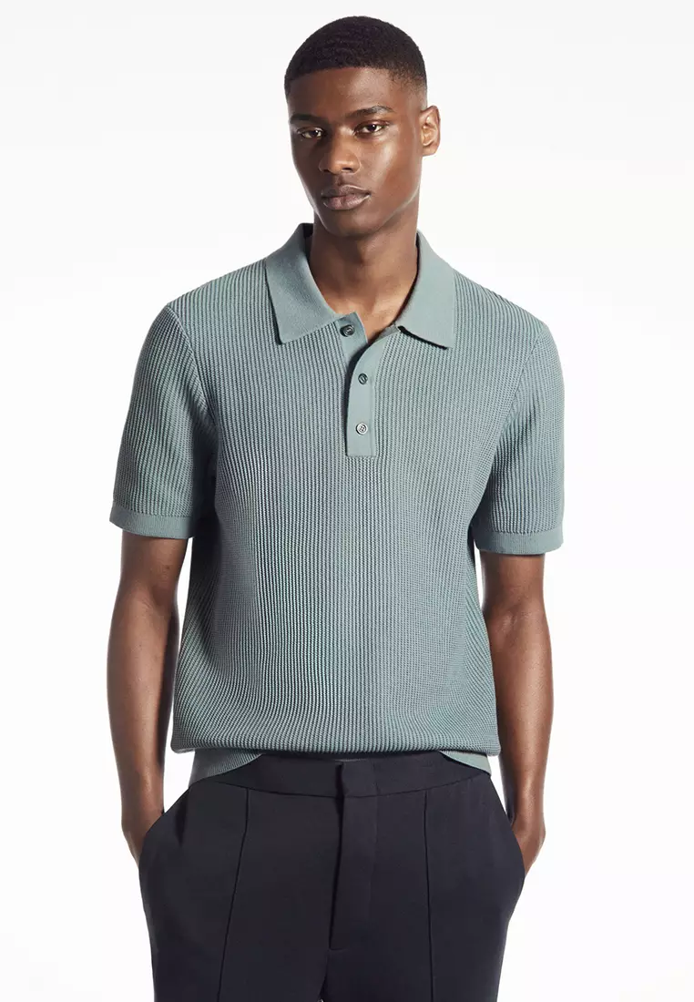 COS TEXTURED KNITTED POLO SHIRT