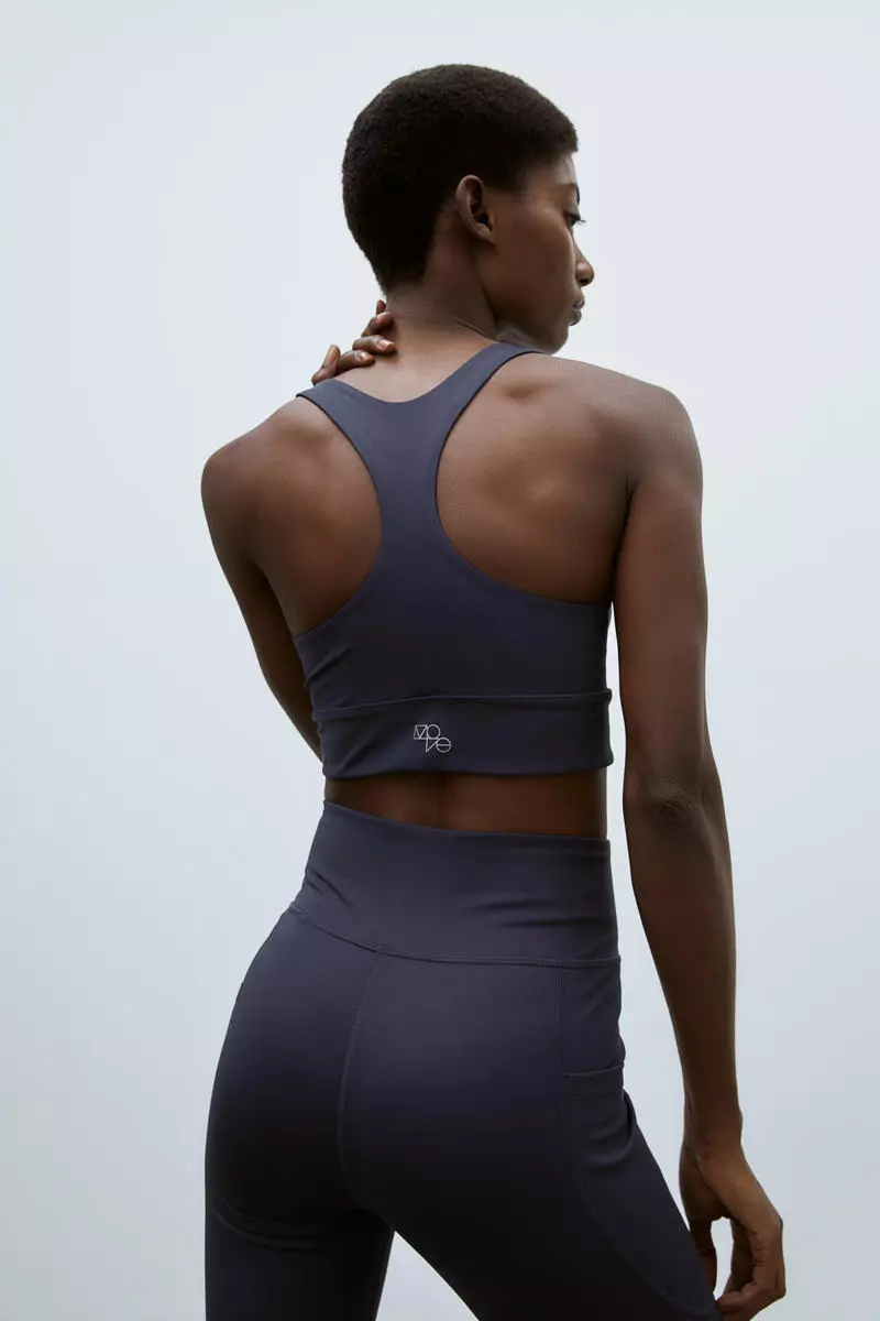 H & M - DryMove Medium Support Sports bra - Black, Compare