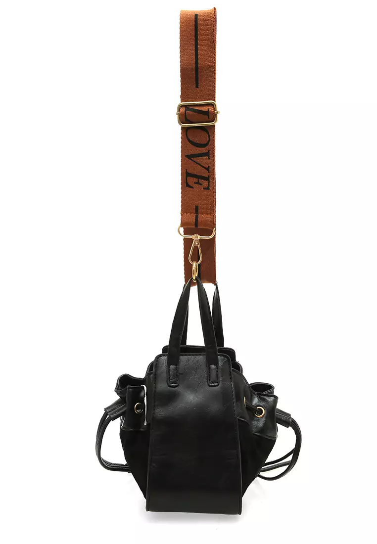 Eilaria Tas Selempang Serut Wanita Mini Sling Bag Uniqe Design Material Leather ORIGINAL - Black