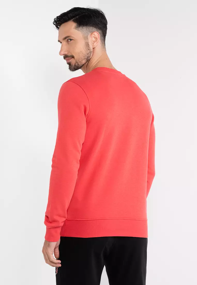Red crew sales neck jumper