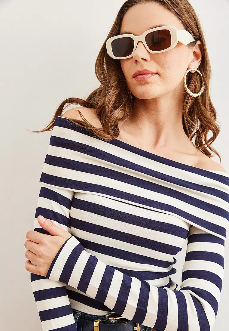 Madonna Collar Soft Touch Flexible Blouse