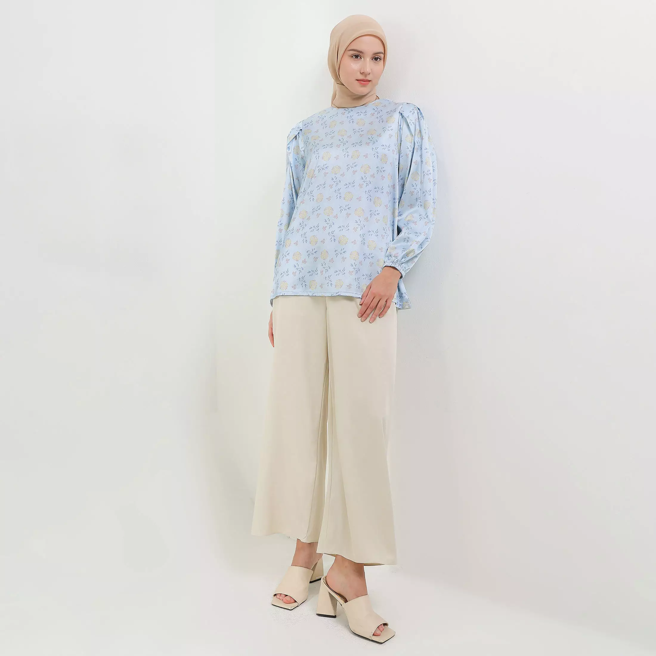 MFMW Abriela Atasan Blouse Satin Soft Blue Motif Bunga