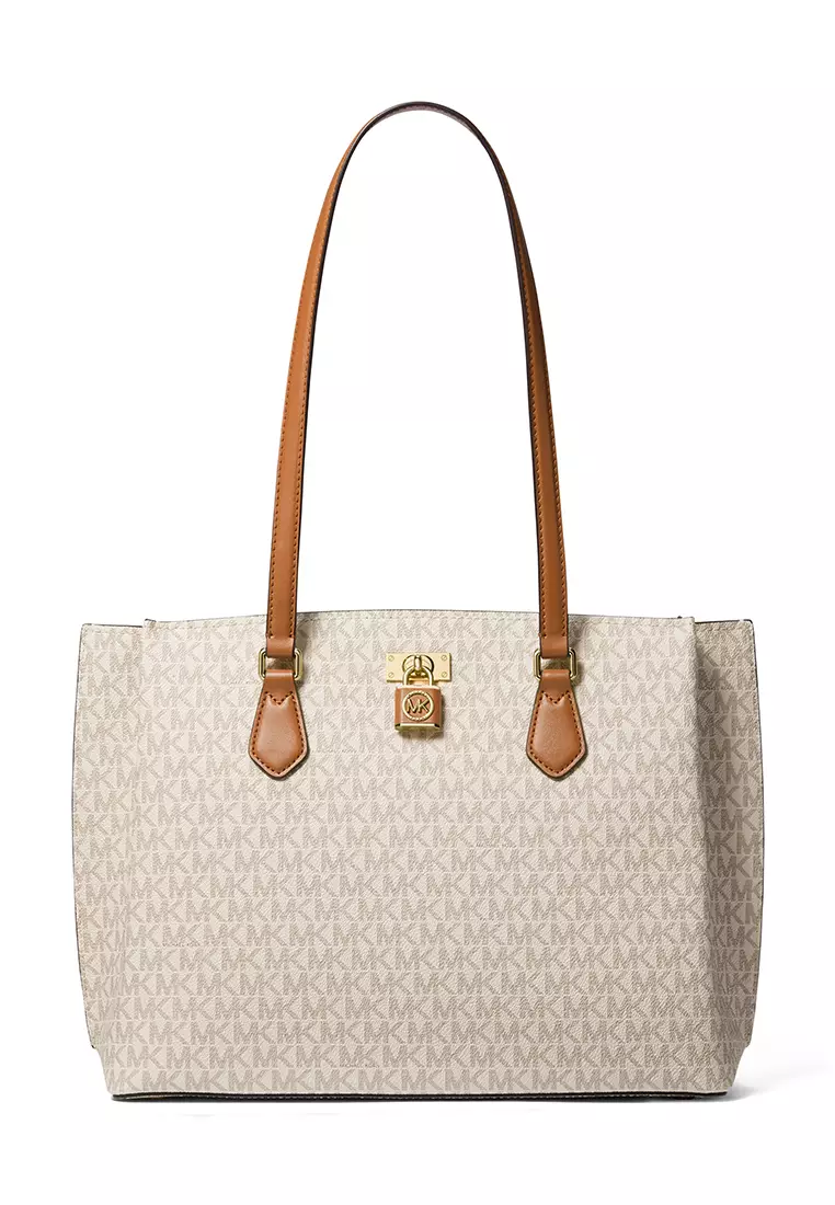 Michael kors signature hotsell logo tote bag