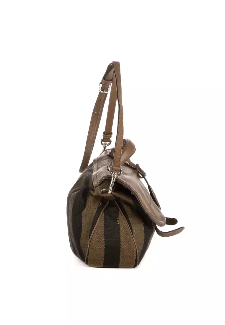 Pre-Loved Flap Messenger Top Handle