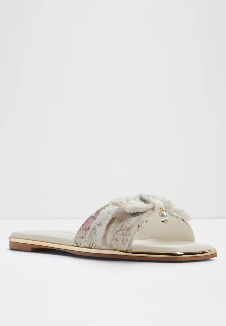 Rhuli Flat Sandals