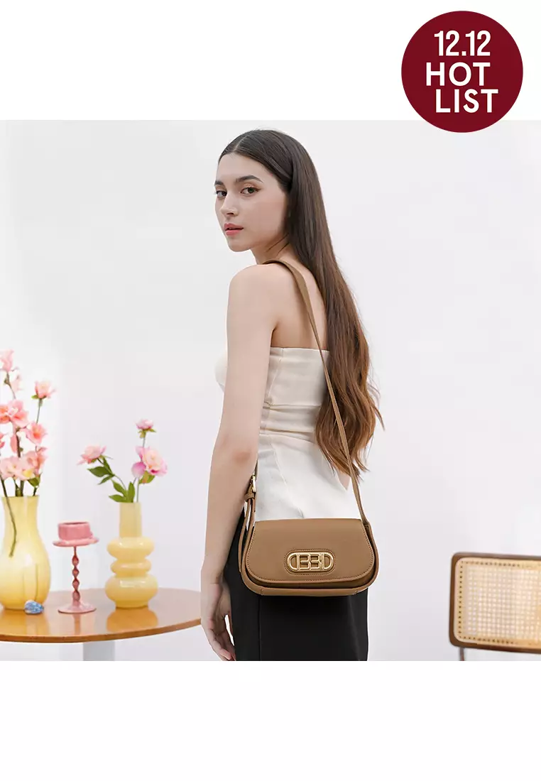 1331 Caroline Flap Crossbody