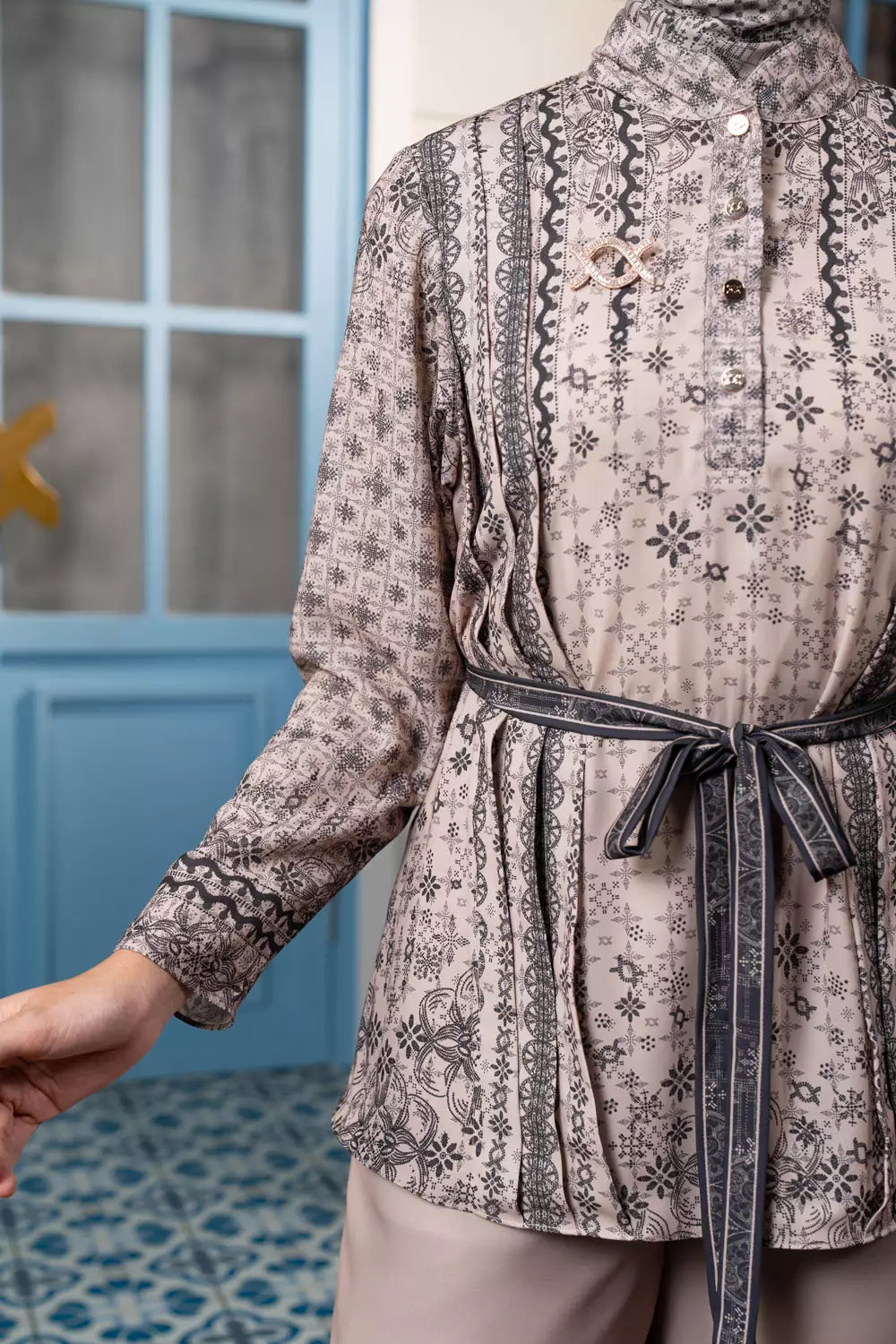 Klamby - Diyasmara Blouse Rasmi