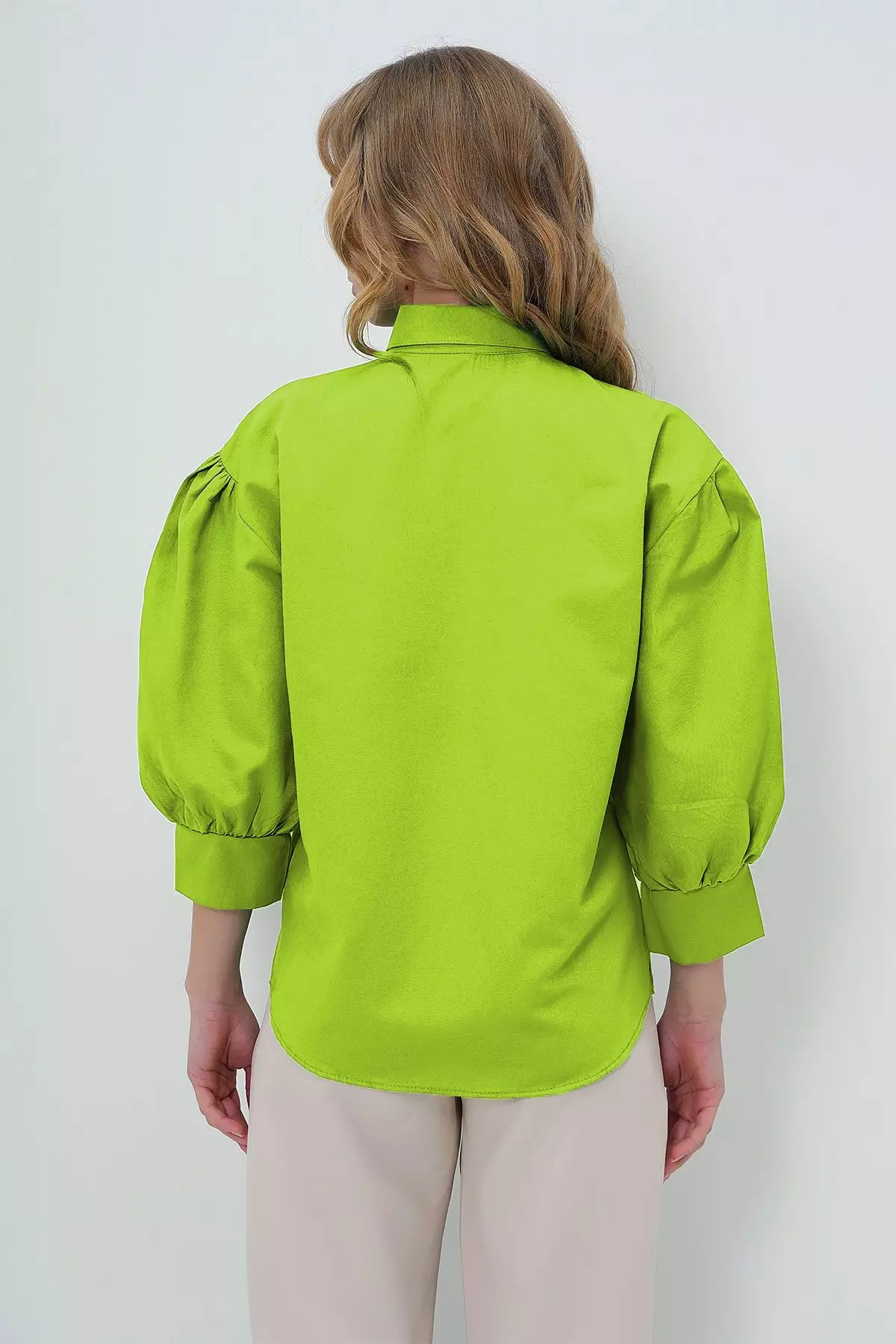 Women's Water Green Balloon Sleeve Hidden Placket Basic Poplin Shirt